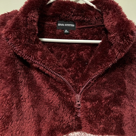 Half zip pullover sweater with kangaroo pocket - burgundy - Picture 9 of 11